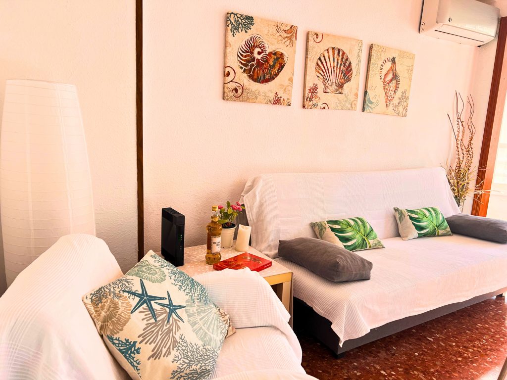 Aire acondicionado en el salón del apartamento de 2 dormitorios en Benidorm